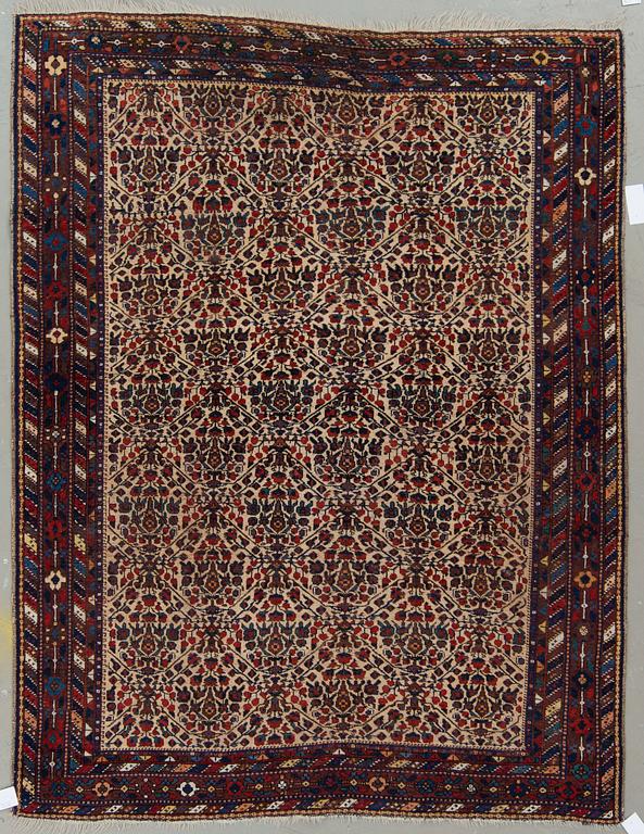 MATTA, möjligen Bidjar, semiantik. Ca 198x149 cm.