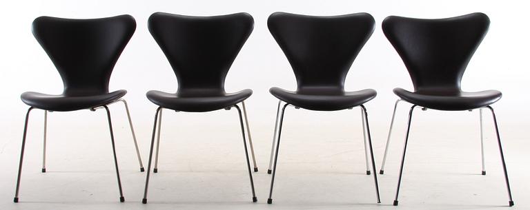 STOLAR, 4 st, "Sjuan", Arne Jacobsen, Fritz Hansen.
