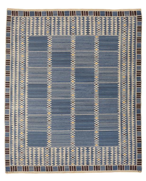 Barbro Nilsson, MATTA, "Salerno blå", rölakan, ca 331,5 x 273-275,5 cm, signerad AB MMF BN.