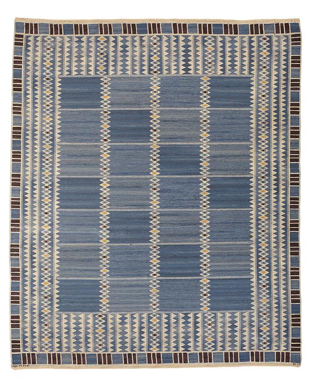 Barbro Nilsson, MATTO, "Salerno blå", flat weave, ca 331,5 x 273-275,5 cm, signed AB MMF BN.