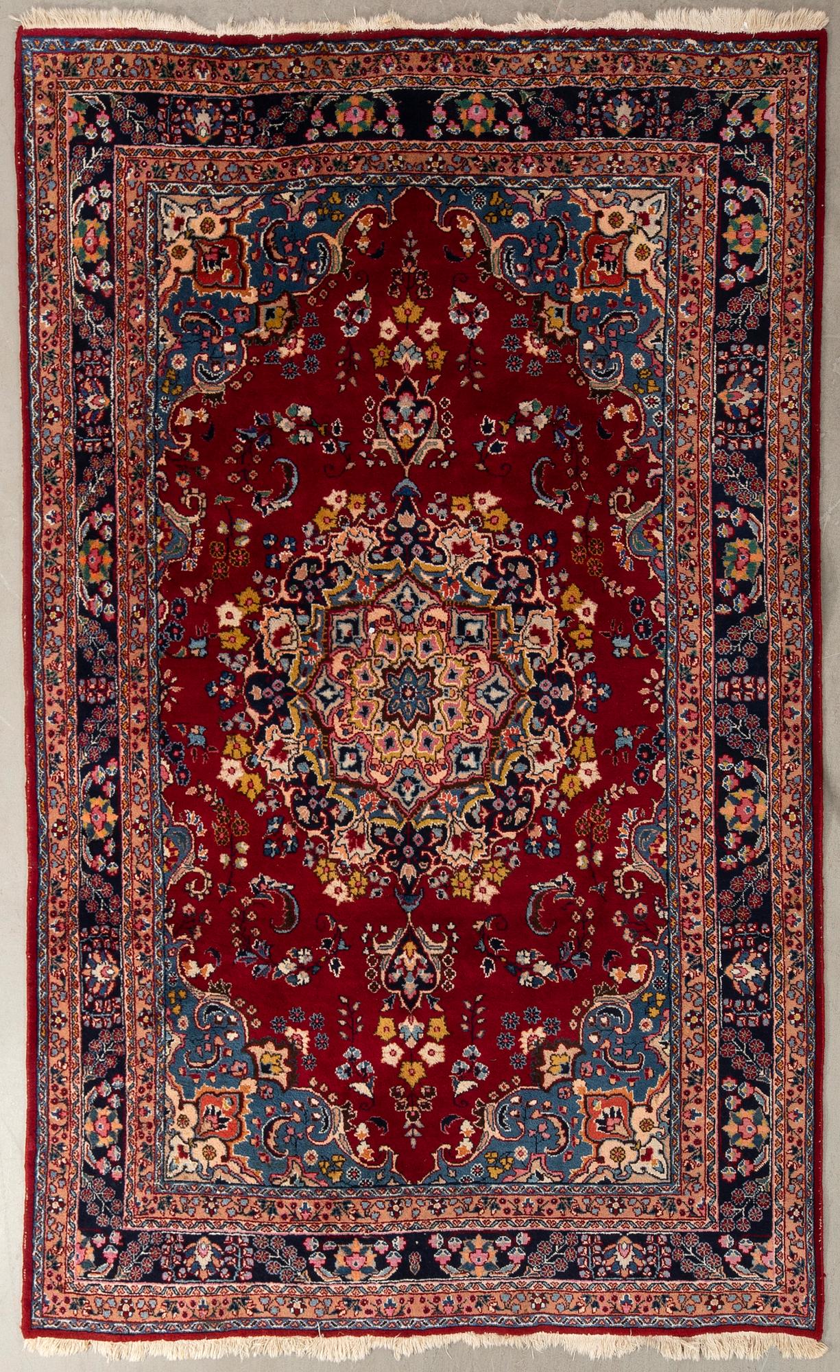 Oriental rug, old, approx. 294x190 cm.