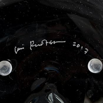 Sami Ruotsalainen, 'Pokaali', art glass object from the Äärillä series. Signed. Unique, 2017.