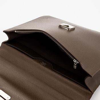Louis Vuitton, a Taiga leather 'Neo Robusto' briefcase.