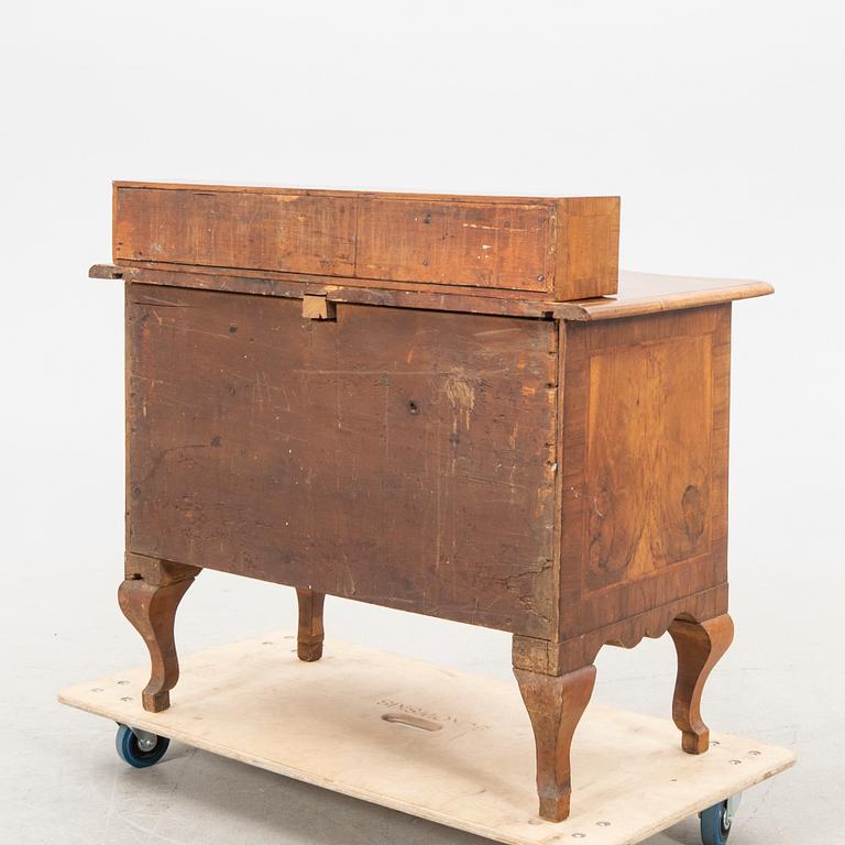 A late Baroque walnut dresser 18th/19th century.