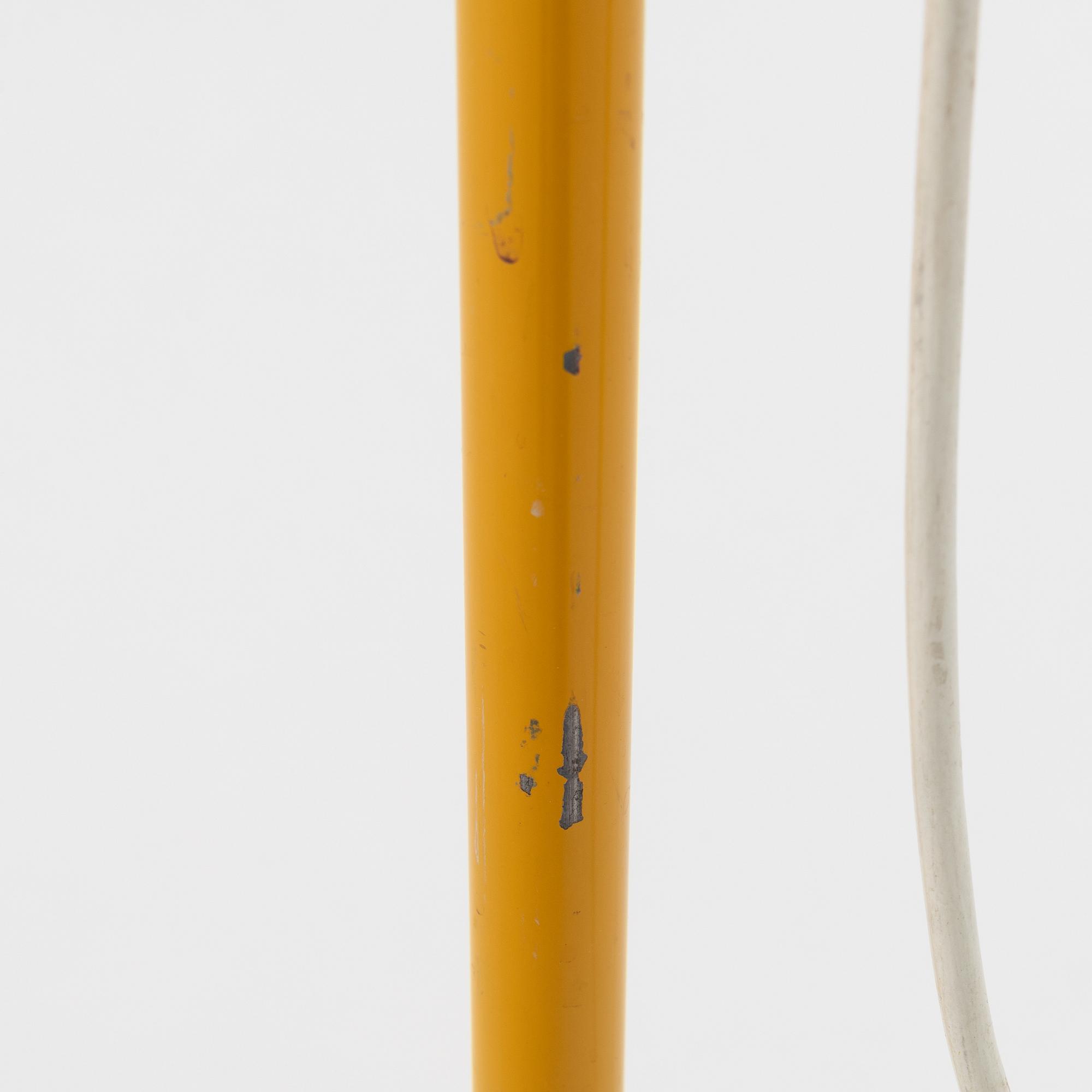 Golvlampa, s.k. "Störtkrukan", Kostalampan, 1970-tal.