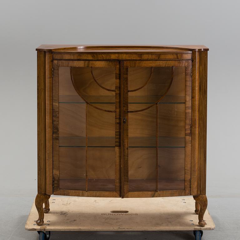 A 20th century English typ cabinet.