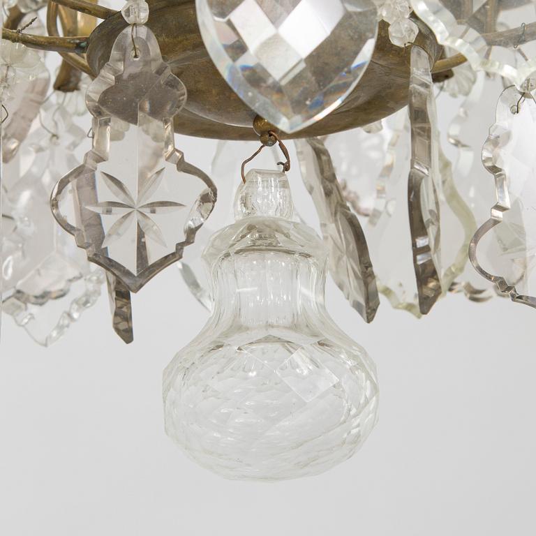 Kattokruunu, 1900-luvun puoliväli.