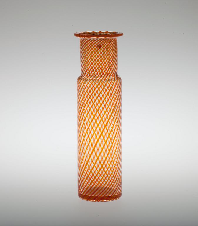 Kerttu Nurminen, A VASE.