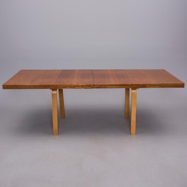 RUOKAPÖYTÄ, malli 92, Alvar Aalto, Artek 1950-luku.