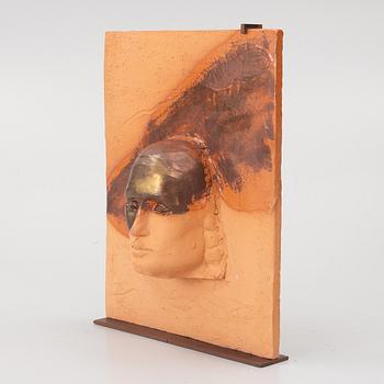Hertha Hillfon, Face.