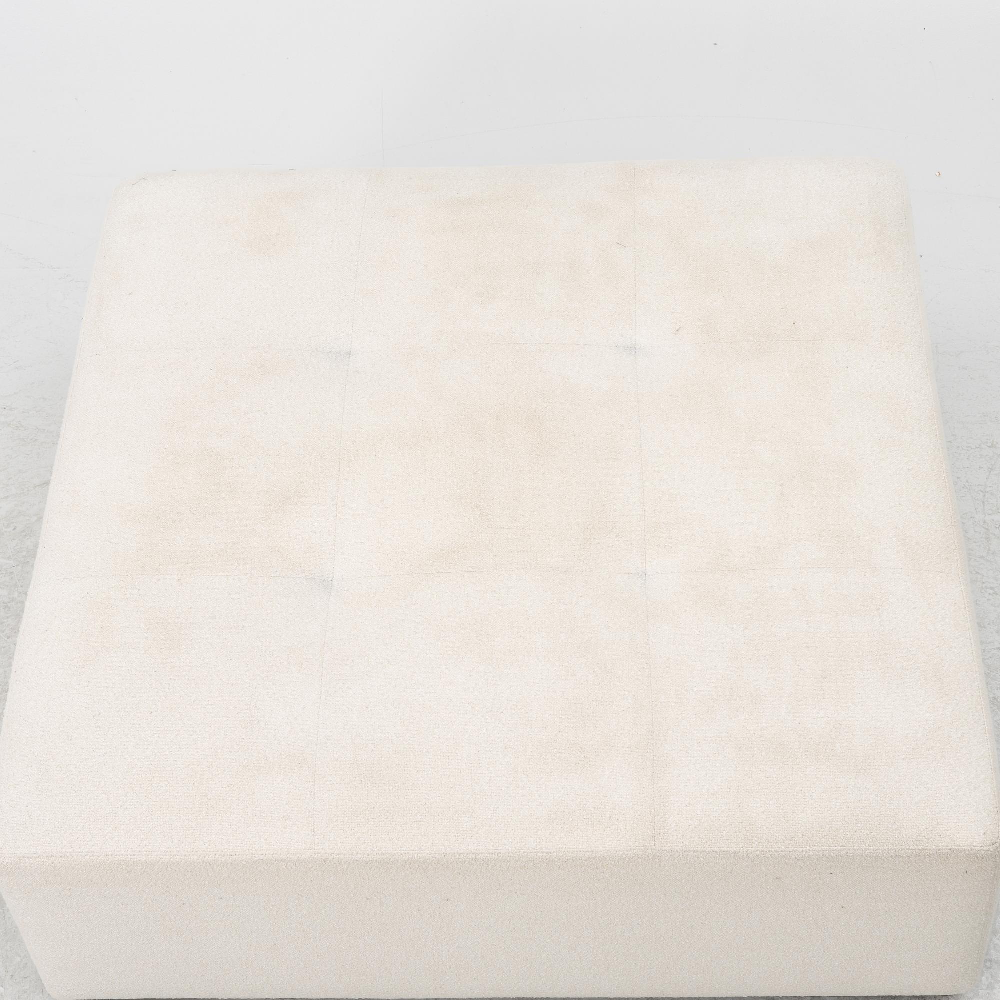 Sittpuff, Molteni, Italien.