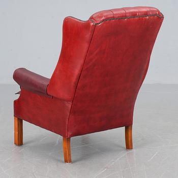 FÅTÖLJ, Chesterfieldmodell, 1900-talets mitt/andra hälft.