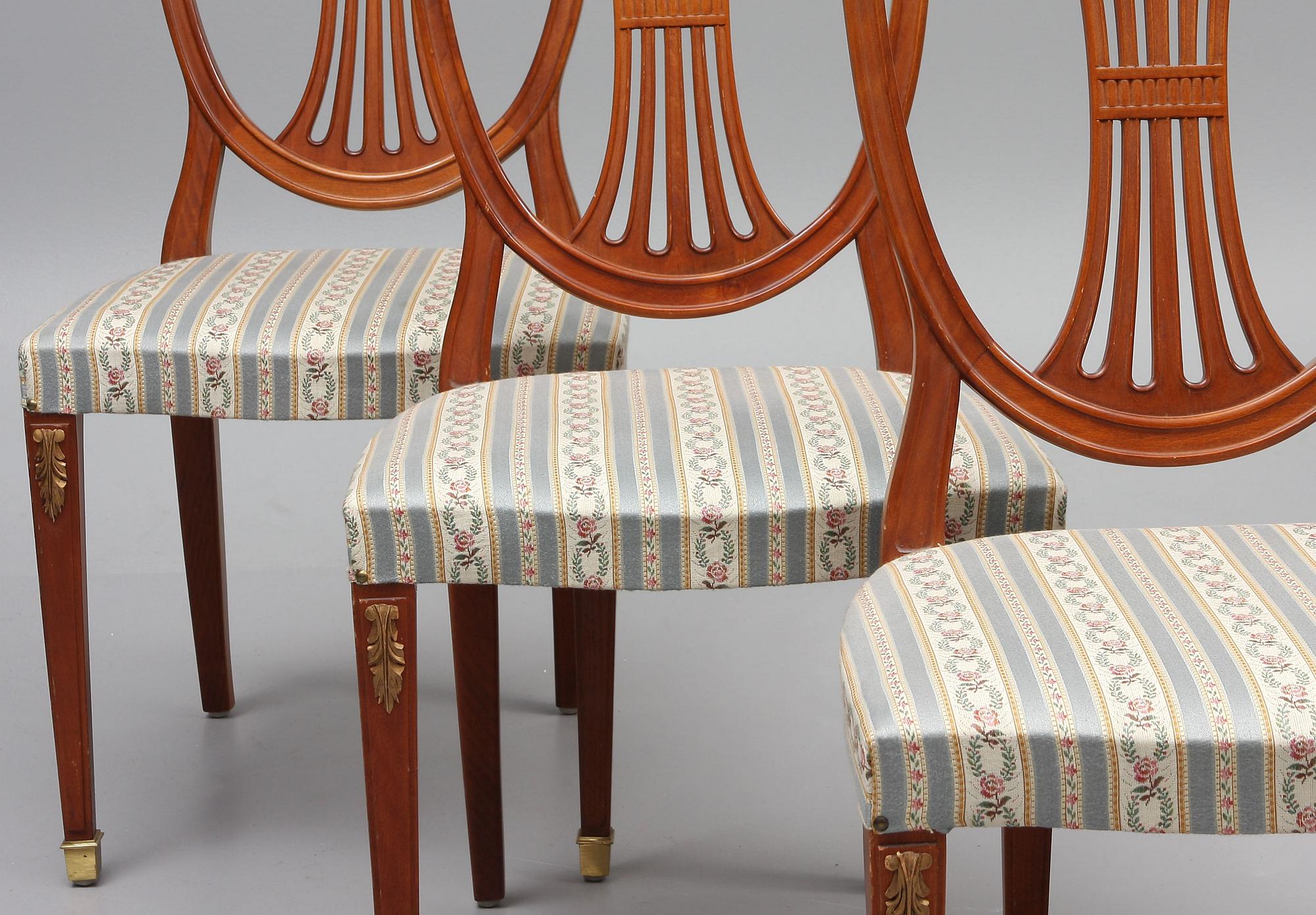 MATSALSMÖBLEMANG, 7 delar, gustaviansk stil, 1900-tal.