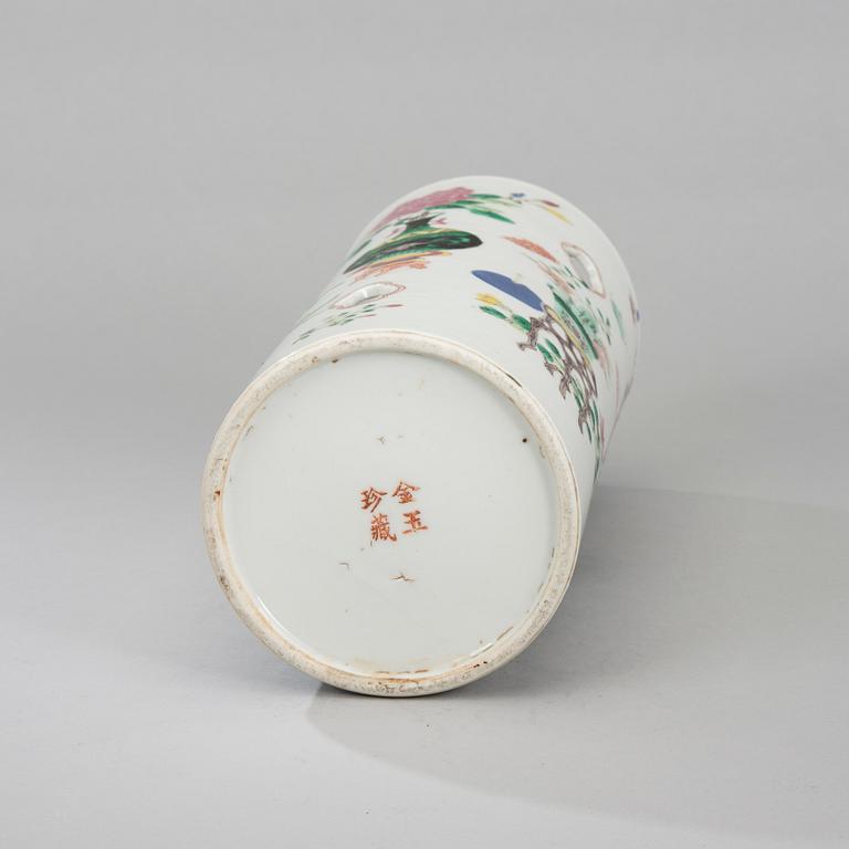 MALJAKKO, posliinia, Kiina, 1900-luvun alku.