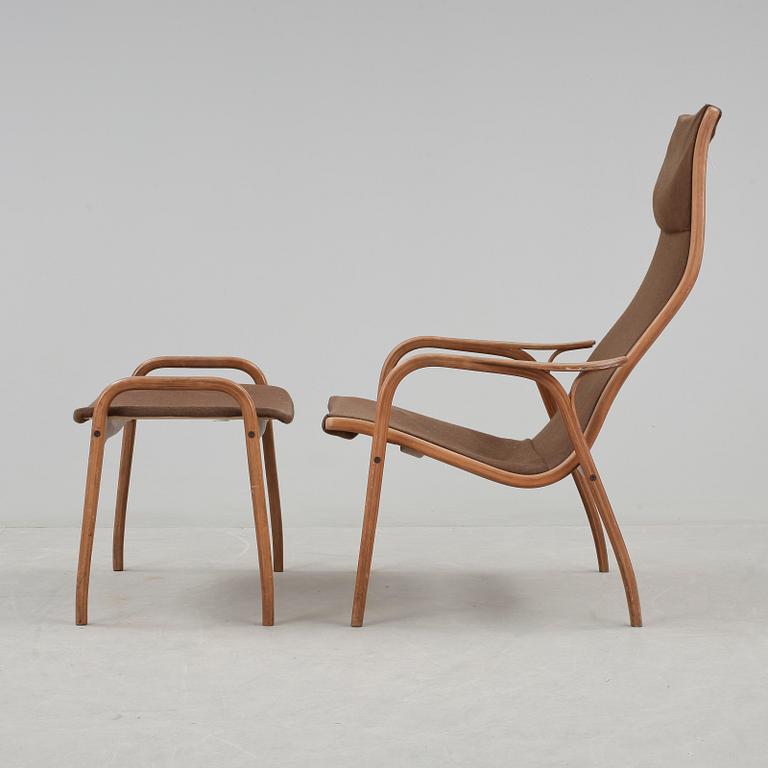 FÅTÖLJ samt FOTPALL, "Lamino", Yngve Ekström.