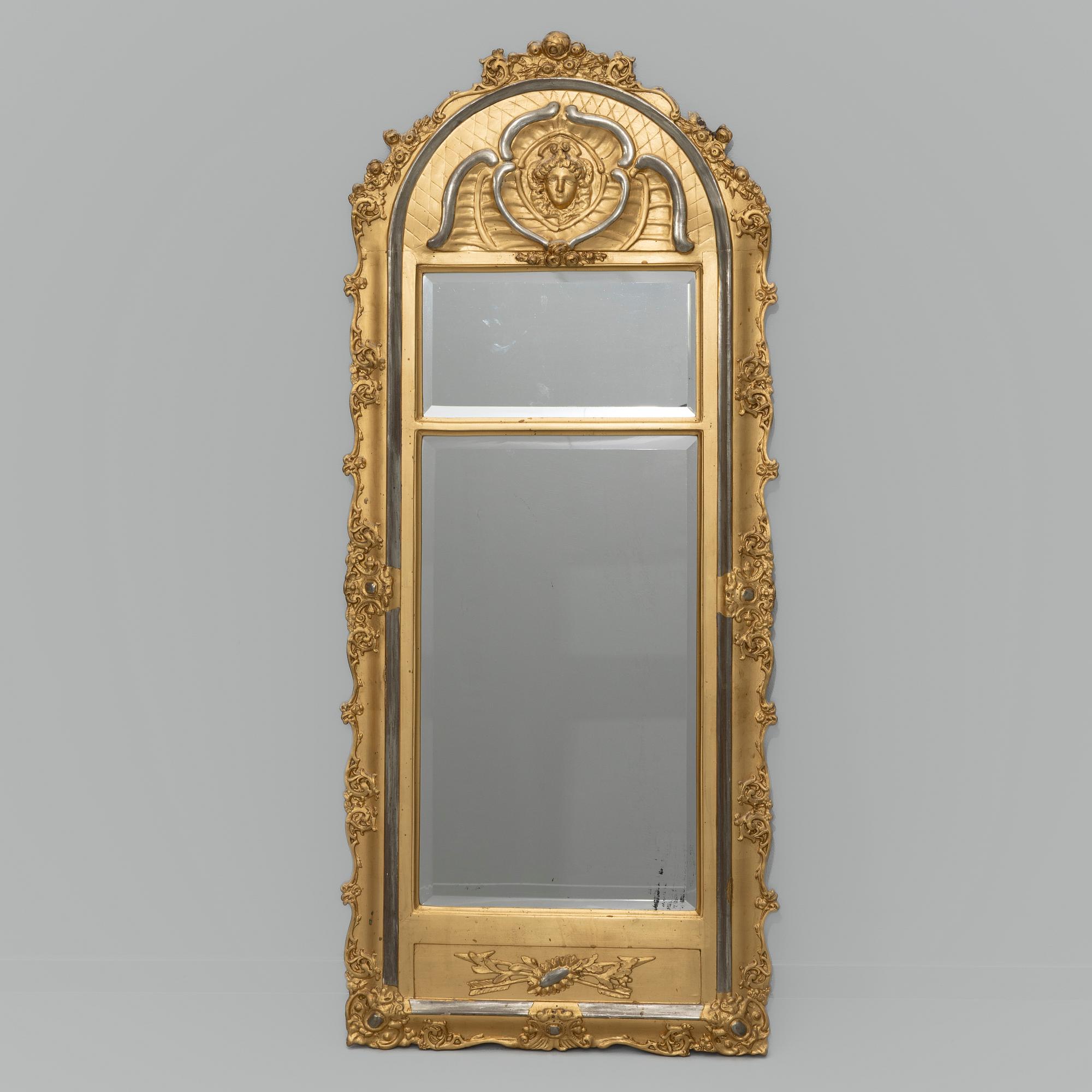 Mirror with console table, Neo-Rococo, second half of the 19th century.