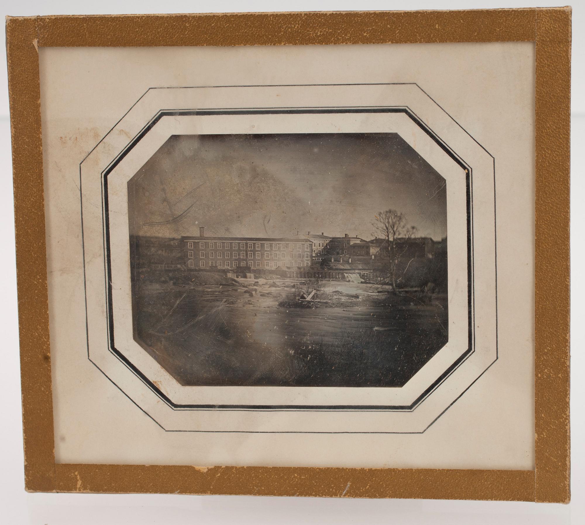 DAGUERROTYP, a tergo etikettmärkt "af F. Rehnström No 1586". 1800-talets mitt.