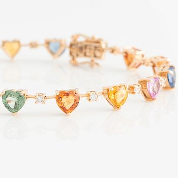 Bracelet with heart-shaped multicolored sapphires and brilliant-cut diamonds.