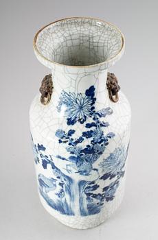 VAS, porslin, Kina, 1800-/1900-tal.
