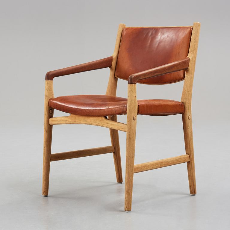 HANS J WEGNER, a "Magasin du Nord" chair for Johannes Hansen. Denmark 1950's.