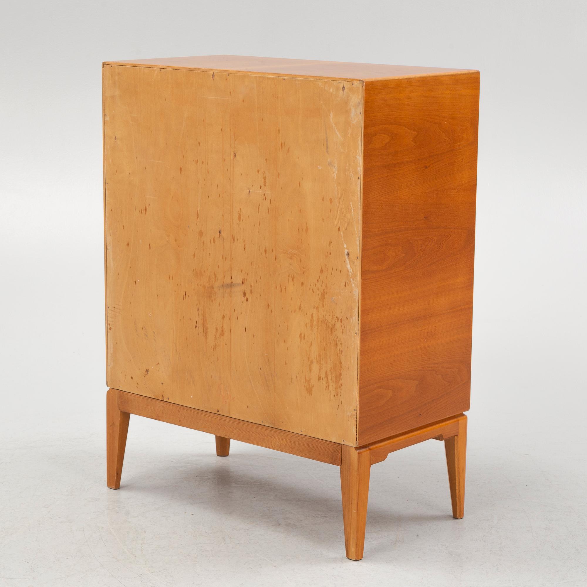 Åby Möbelfabrik, a Swedish Modern chest of drawers, 1940's-50's.