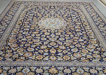 A carpet, Kashan ca 415 x 300 cm.