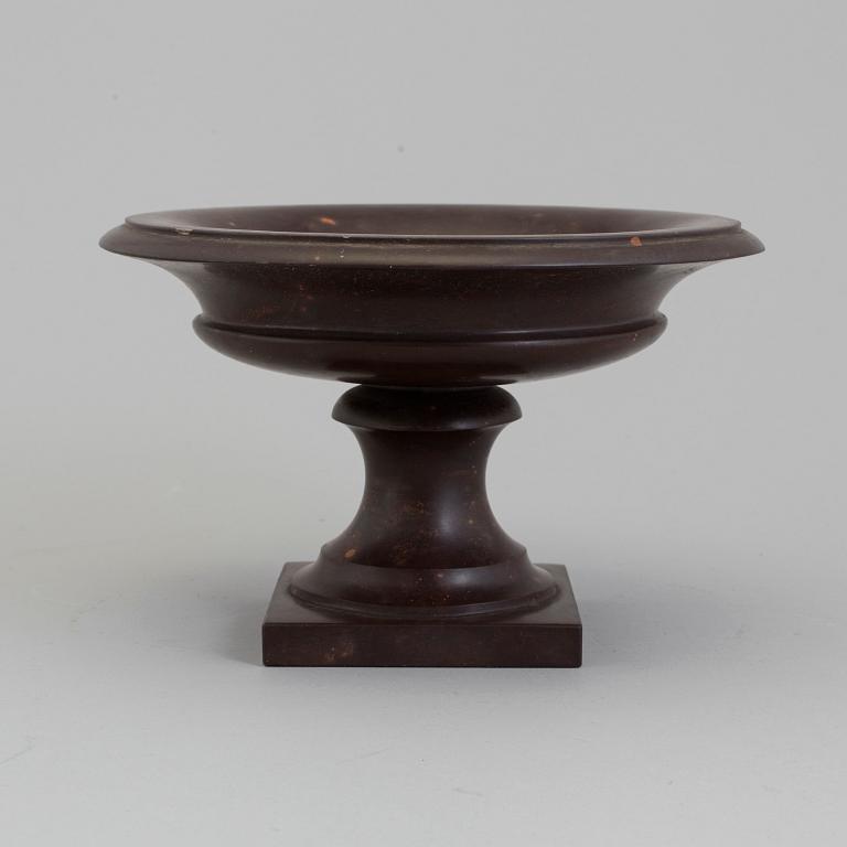 A late 18th century stone tazza.