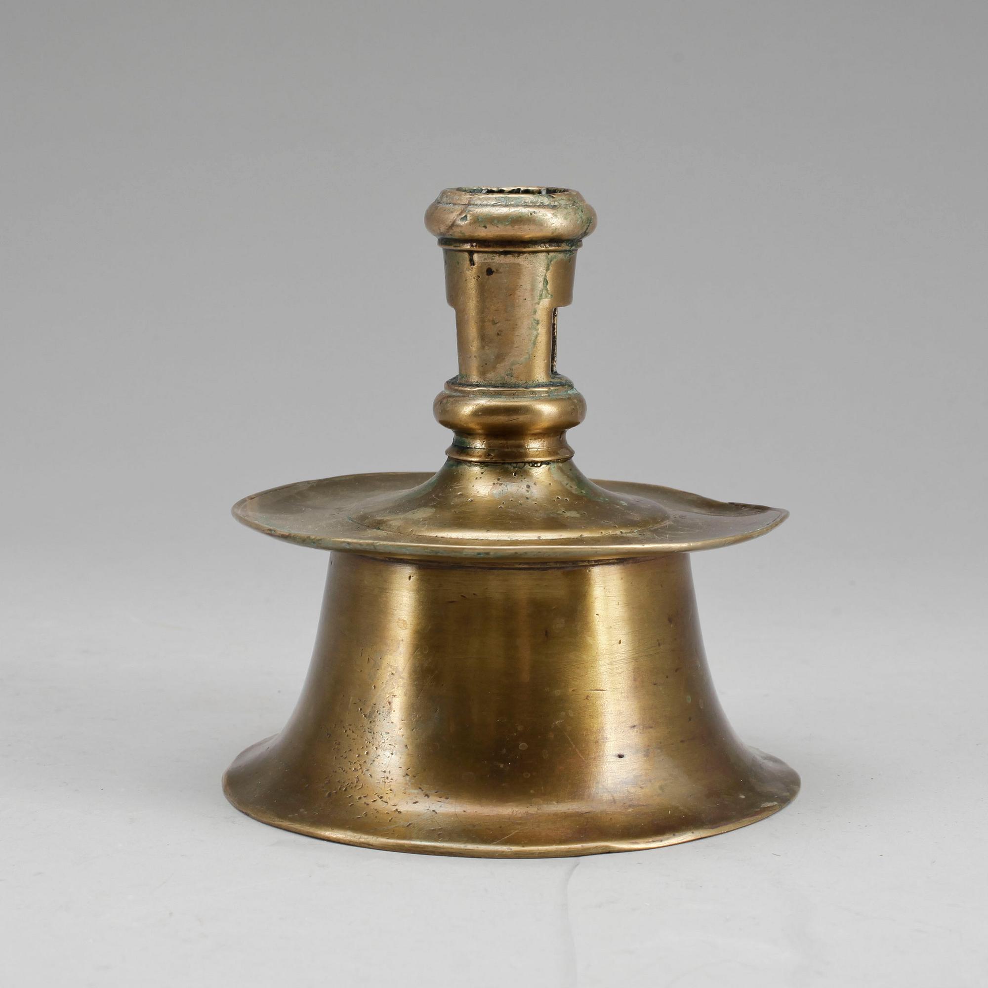 LJUSSTAKE, mässing, troligen 1500/1600-tal, Nordvästra Europa.