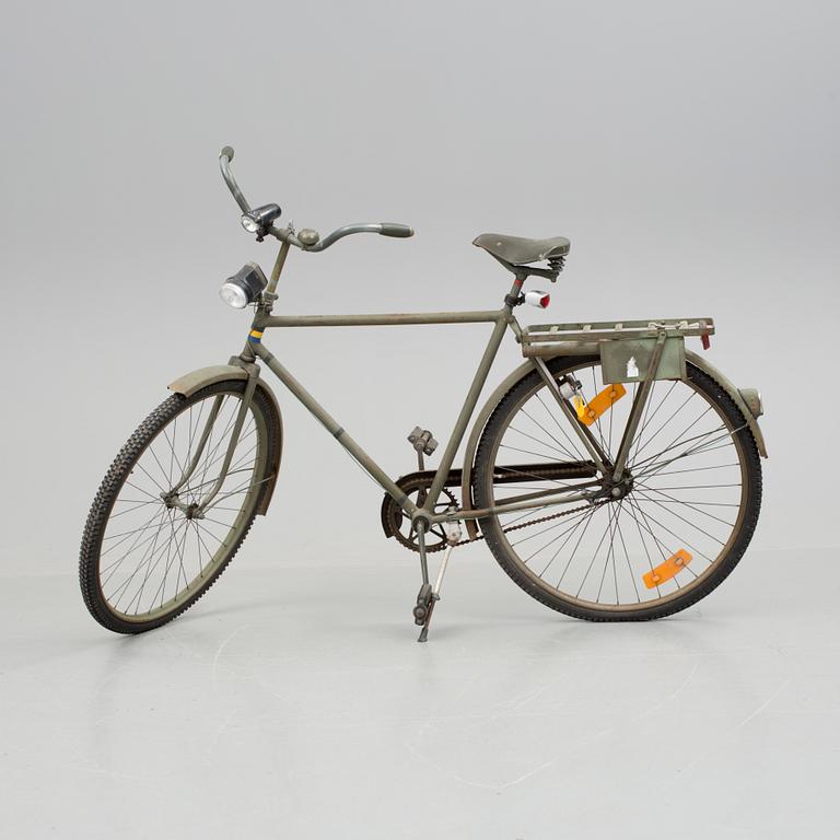 MILITÄRCYKEL, 1900-talets mitt.