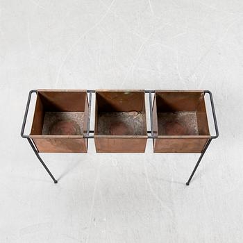 Hans-Agne Jakobsson, flower table, model "M 76", Markaryd.