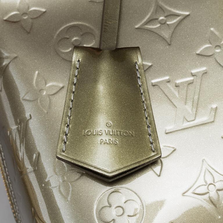 LOUIS VUITTON, 'Vernis Alma PM'.