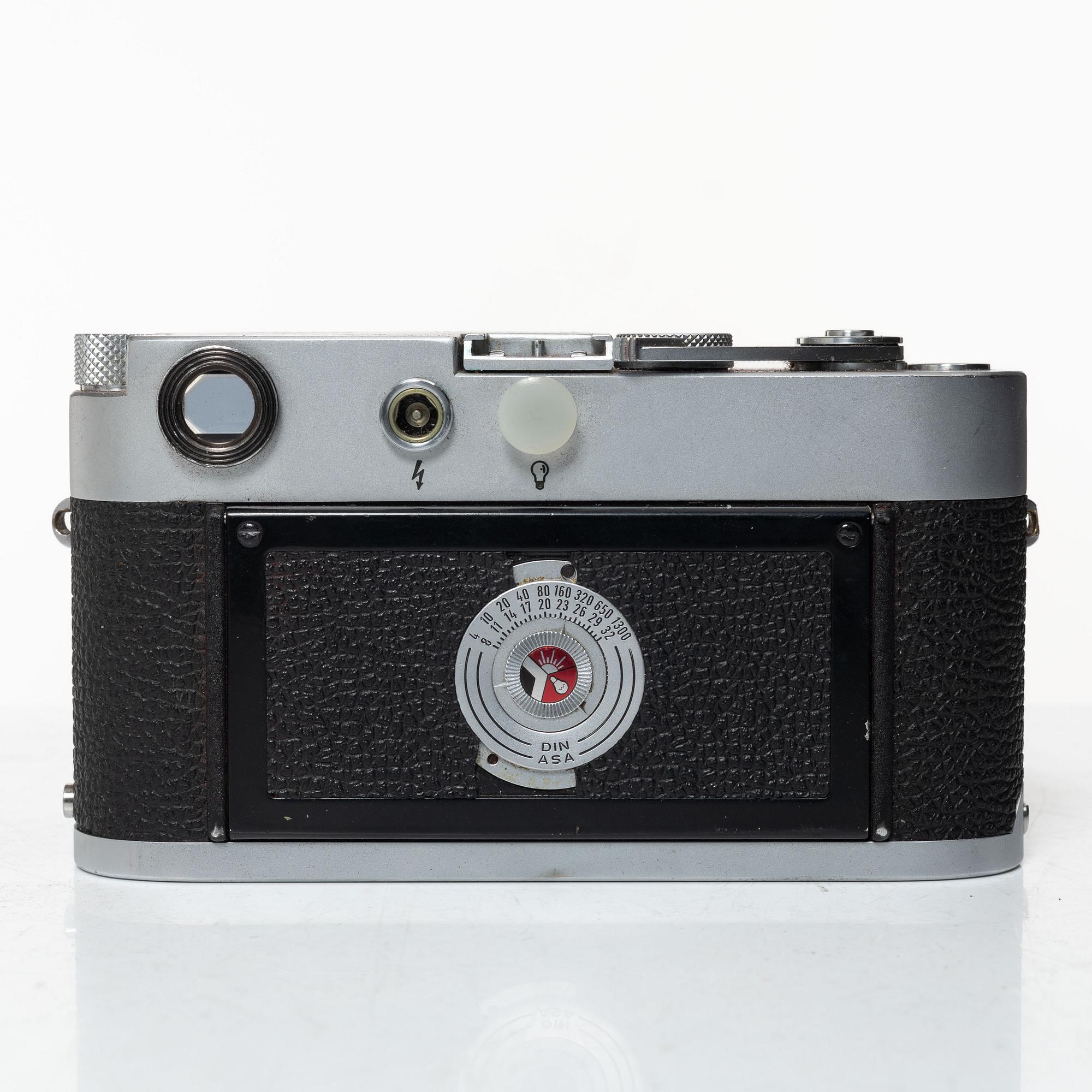 Leica, M3 no. 1001185, 1960.