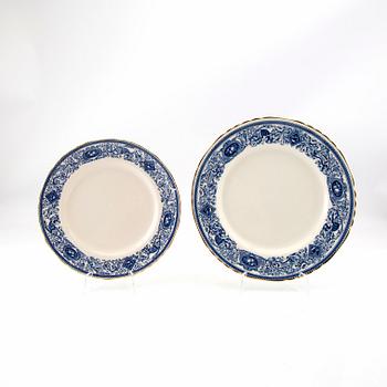 Service 29 pcs Mulberry England earthenware late 20th century.