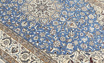 Matta, Nain part silk, s k 9LAA, ca 500,000 knutar/kvm, 331 x 220 cm.