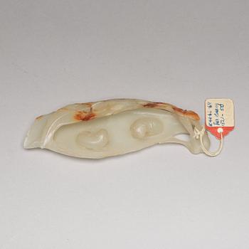 A group of three carved nephrite sculptures, Qing dynasty.