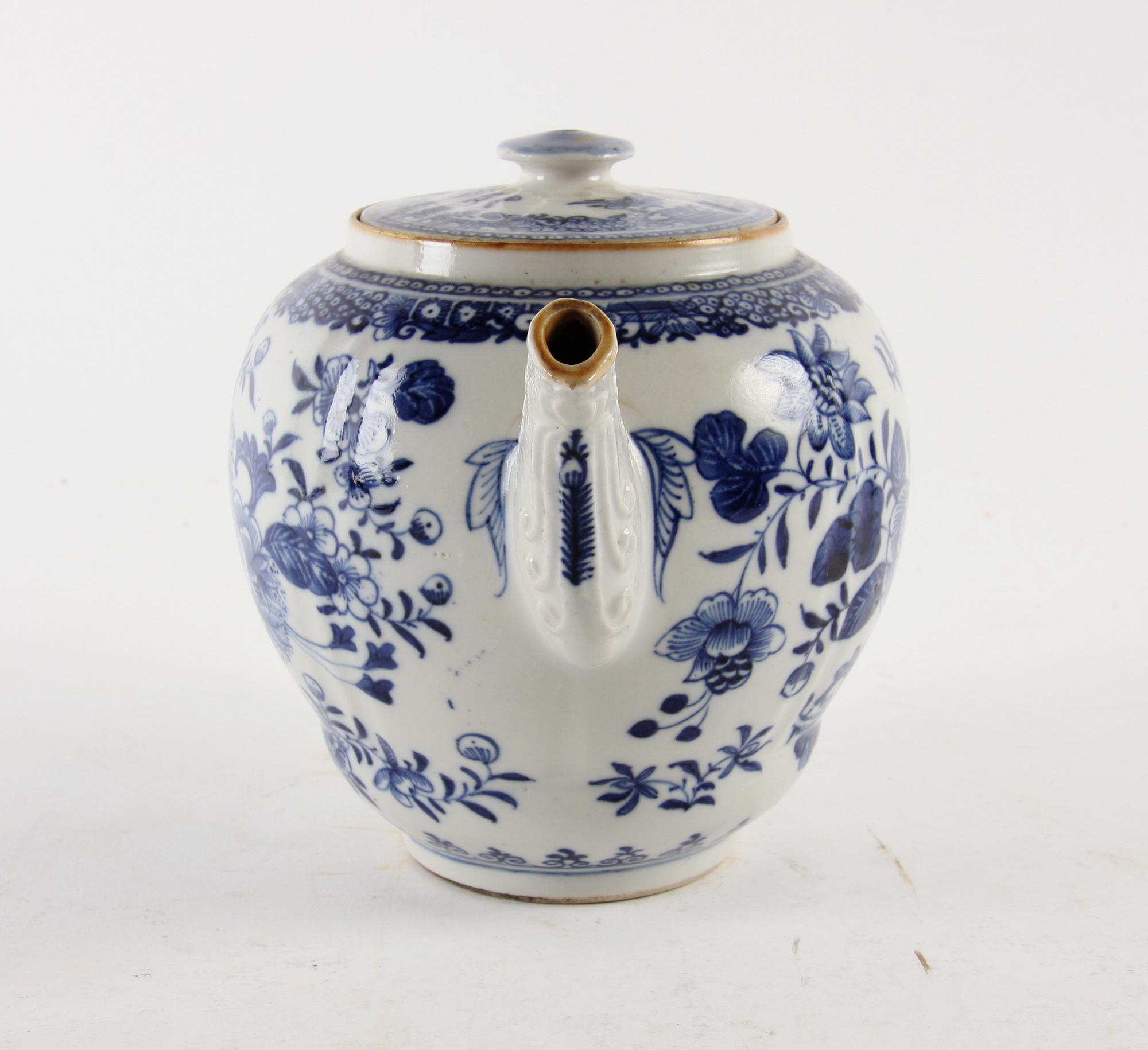 TEKANNA, porslin, Kina, 1800-tal.