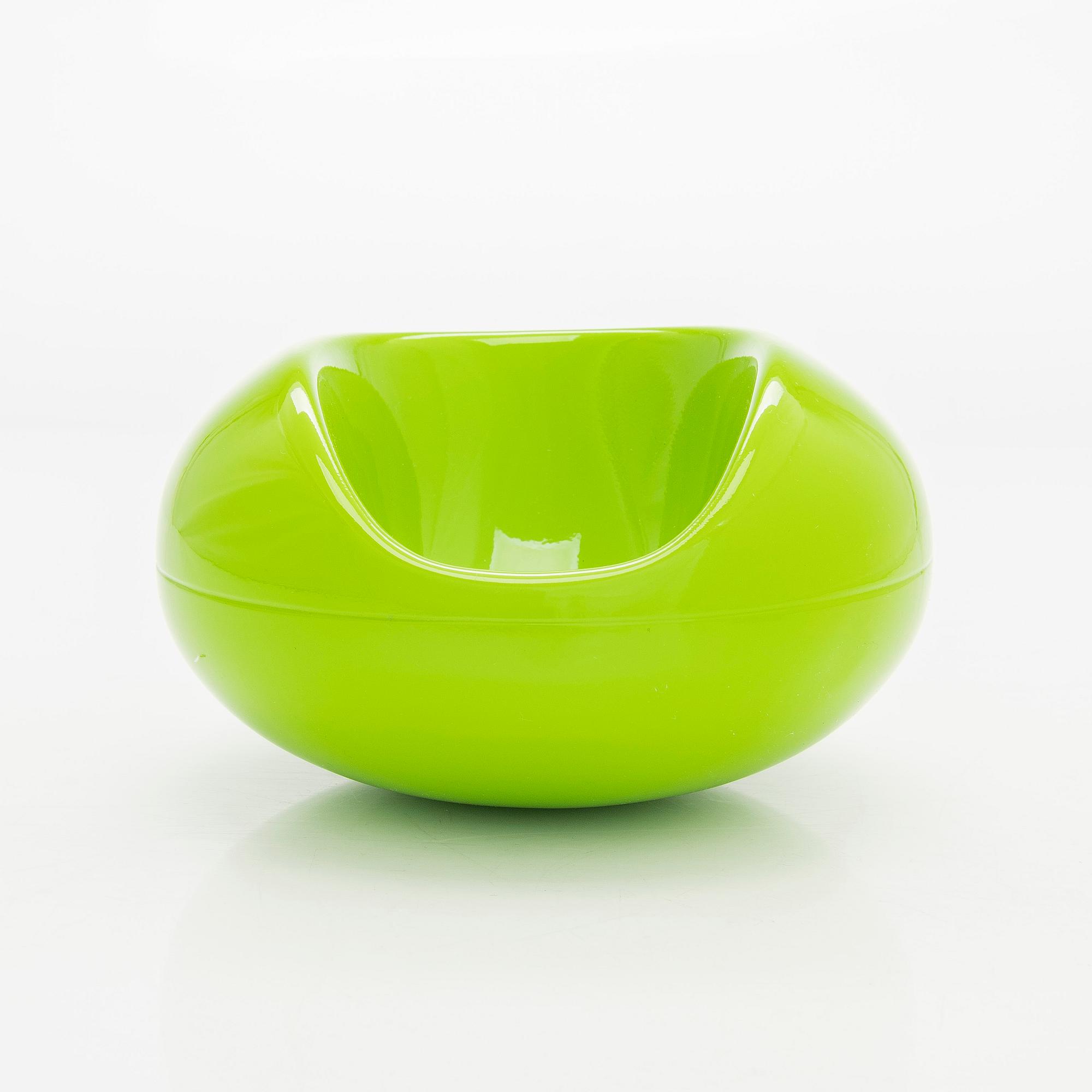 Eero Aarnio, miniatyyri, "Pastilli" Vitra Design Museum.