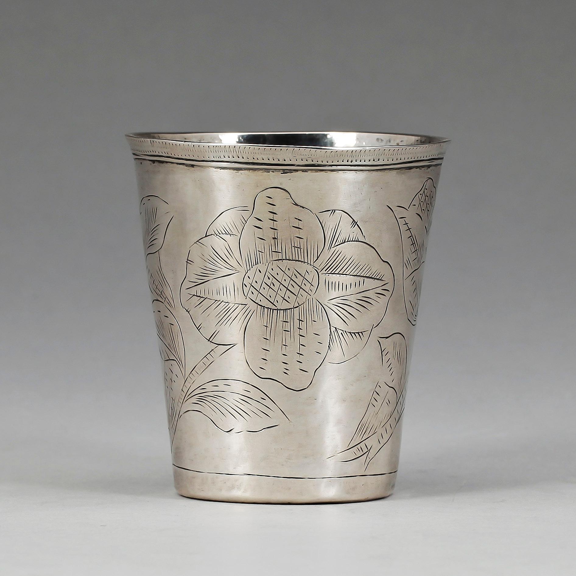 BÄGARE, silver, dat 1714 enligt gravyr. Vikt 92 g.