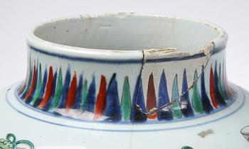 A Transitional wucai jar, 17th Century.