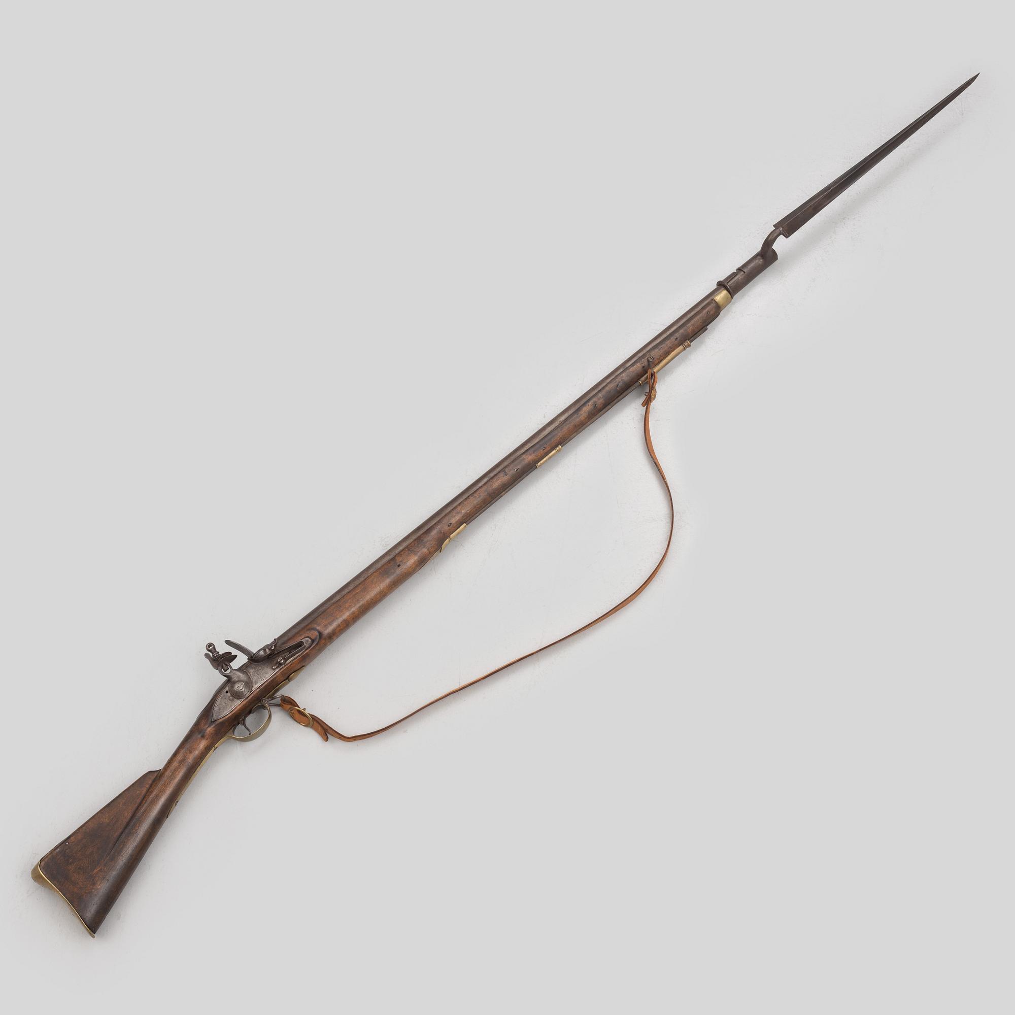 Flintlåsmusköt, brittiskt m/1794 med bajonett, svenskt s.k. subsidiegevär.