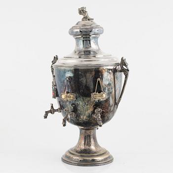 C.R. Carlström, brännvinskylare, nysilver, tidigt 1900-tal.