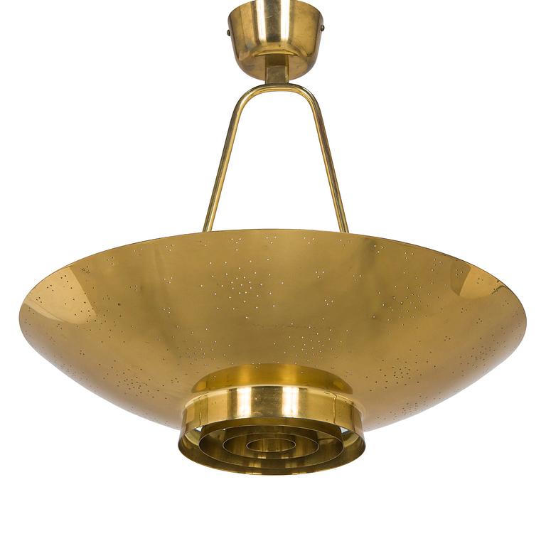 Paavo Tynell, a mid-20th-century '9060' pendant light for Taito, Finland.