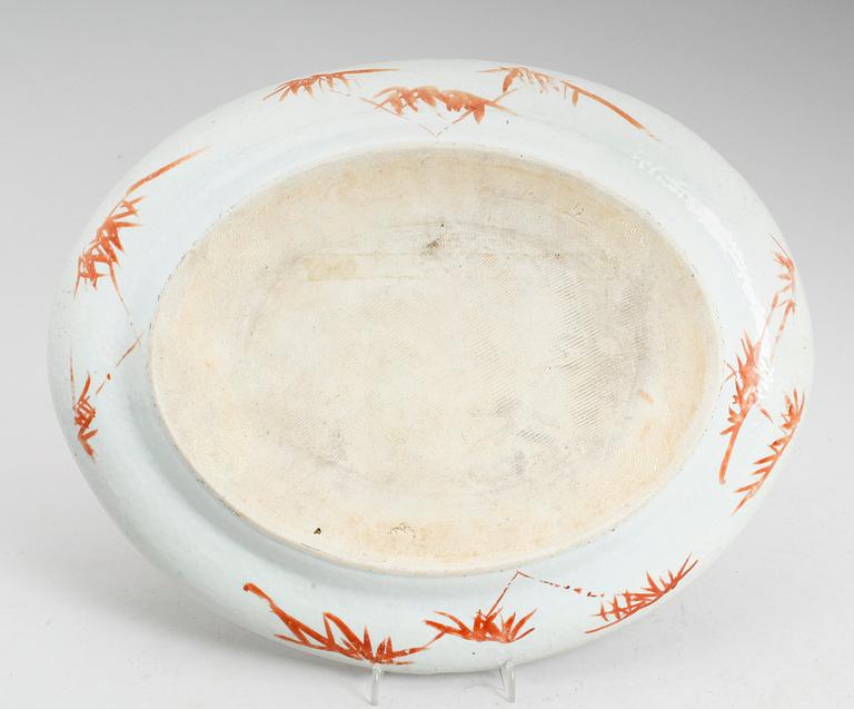 STEKFAT, porslin, Kina, Qianlong 1736-1795.