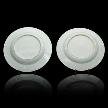 TALLRIKAR, ett par. Porslin, Kina Qianlong, 1700-tal.