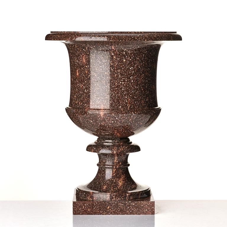 Urnor, ett par, Älvdalen, 1800-talets början, Sengustavianska.