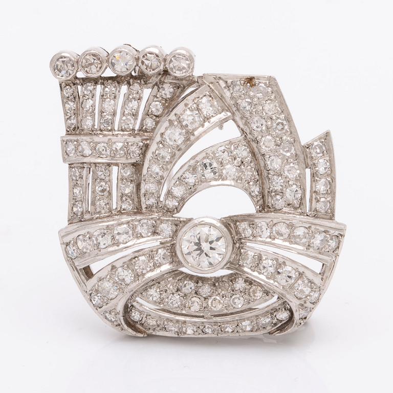 Brosch 18K vitguld/platina briljanter och diamanter8/8 ca 3 ct totalt, ca 3 x 3 cm.