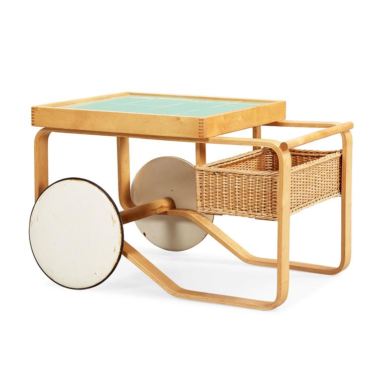 An Alvar Aalto birch serving trolley, made on license by Aalto design Hedemora on behalf of Artek, Sweden 1946-56.