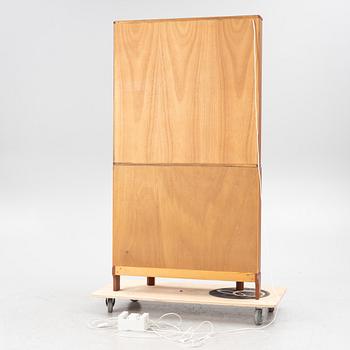 Carl Malmsten, vitrinskåp, "Undantaget" 1900-talets andra hälft.