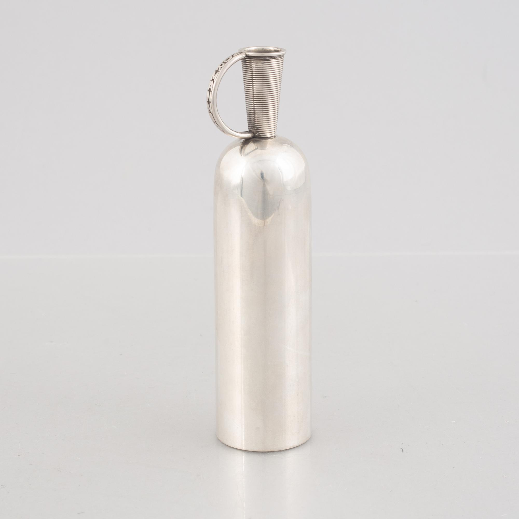 Svend Weihrauch, vas med hänkel, sterlingsilver, Franz Hingelberg, Århus.