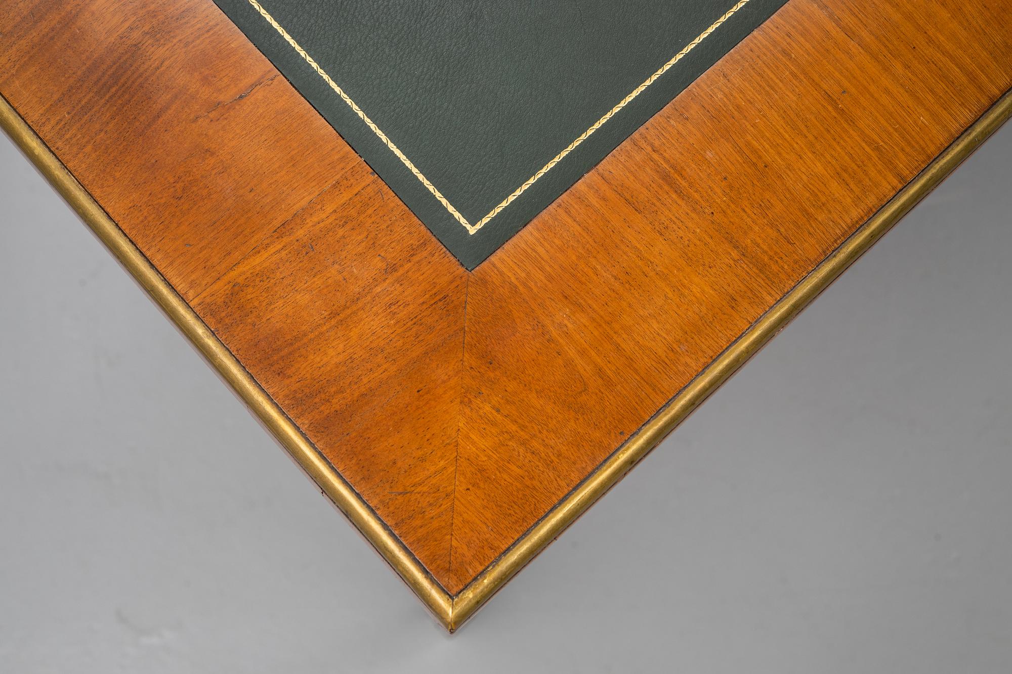 Skrivbord med uppsats, 1800-tal, Sengustaviansk stil,